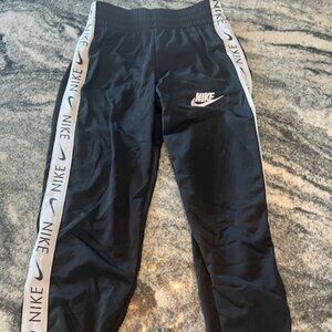 Nike‎ track pants or joggers